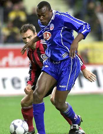 仅仅是他们 仅仅是他们